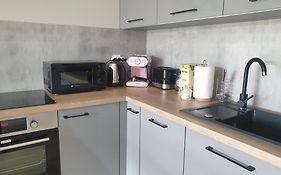 Totu Today-Stara Cegielnia Apartamenty, Faktura Vat, Self Check-In